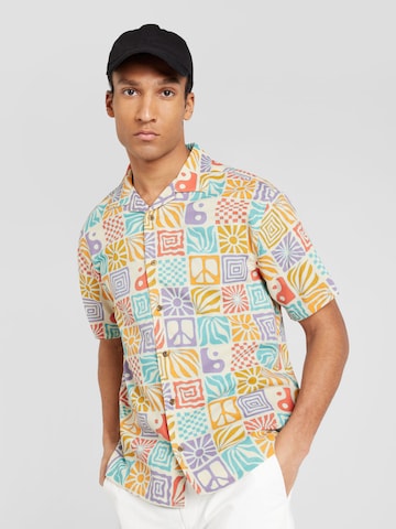 BILLABONG Comfort Fit Skjorta 'SUNDAYS VACAY' i blandade färger: framsida