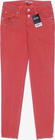 COMMA Jeans in 25-26 in Red: front
