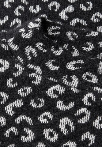 STREET ONE Shirt in Black