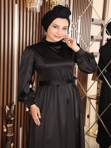 MODAMIHRAM Dress in Black