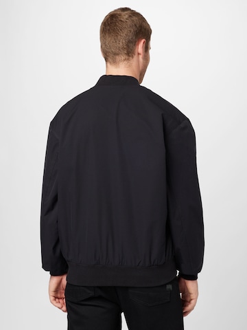Carhartt WIP Between-season jacket in Black