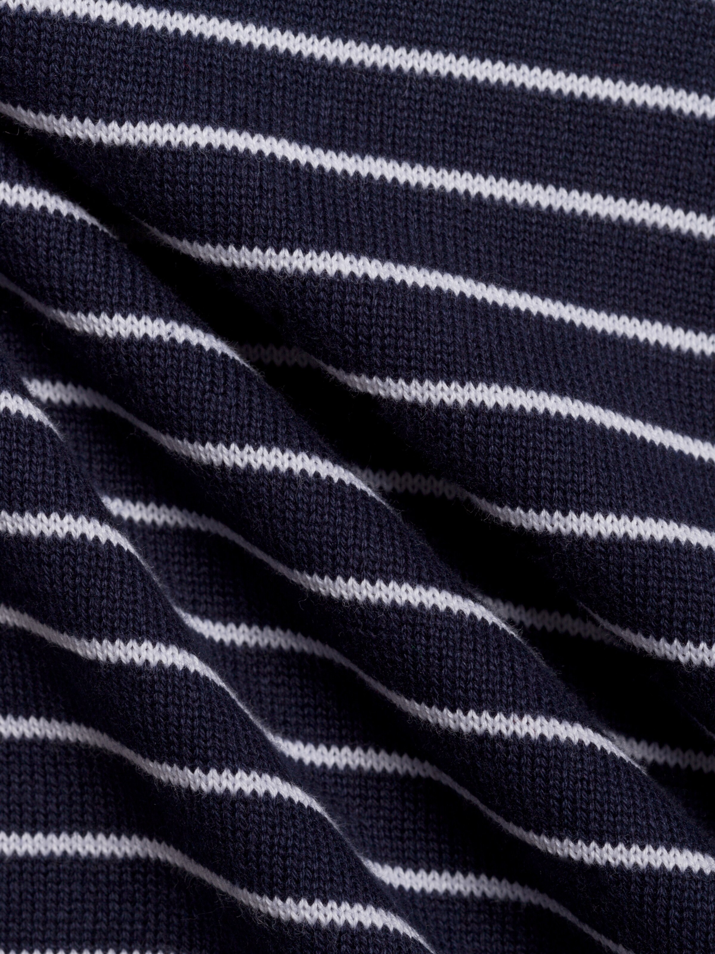 Andrew James Sweater ' ' in Blue