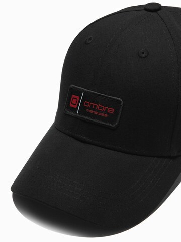 Ombre Cap in Black