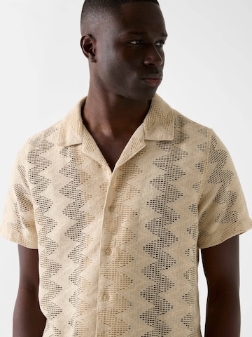 GUESS Regular fit Sweater in Beige