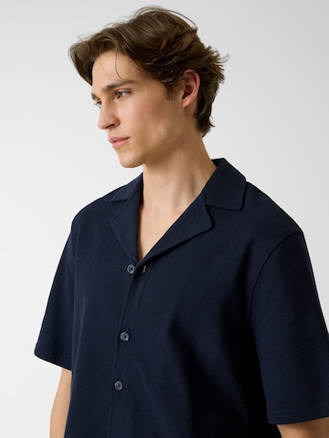 GUESS Pullover in Blau