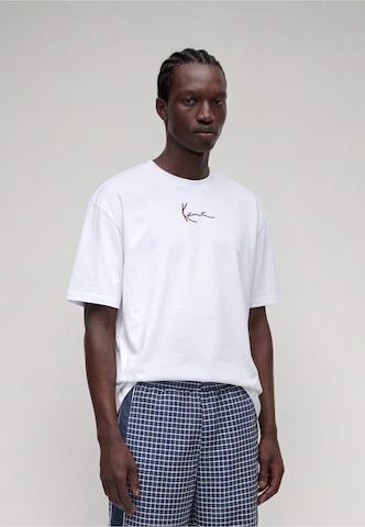 Tricou de la Karl Kani pe alb: față