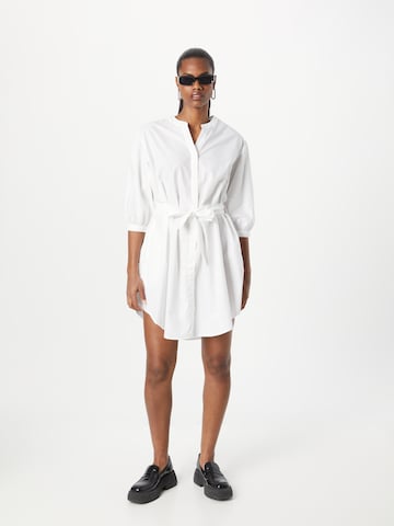 Robe-chemise 'Biella' MSCH COPENHAGEN en blanc