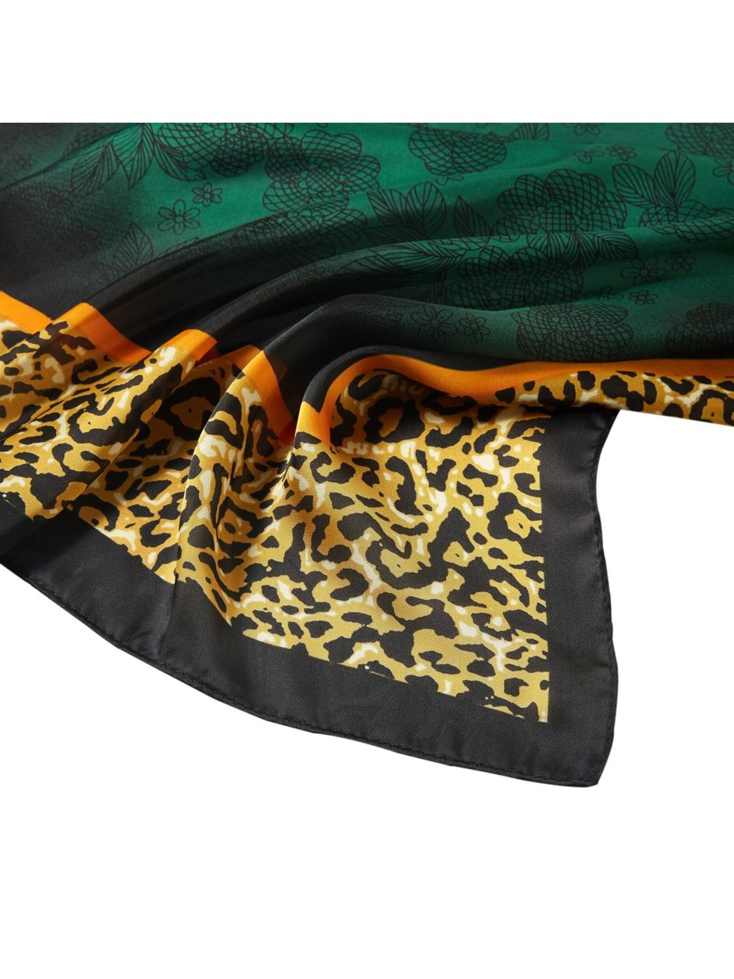 Sciarpa 'Petit carré de Soie Chetaah Cléo' di alberto cabale in verde