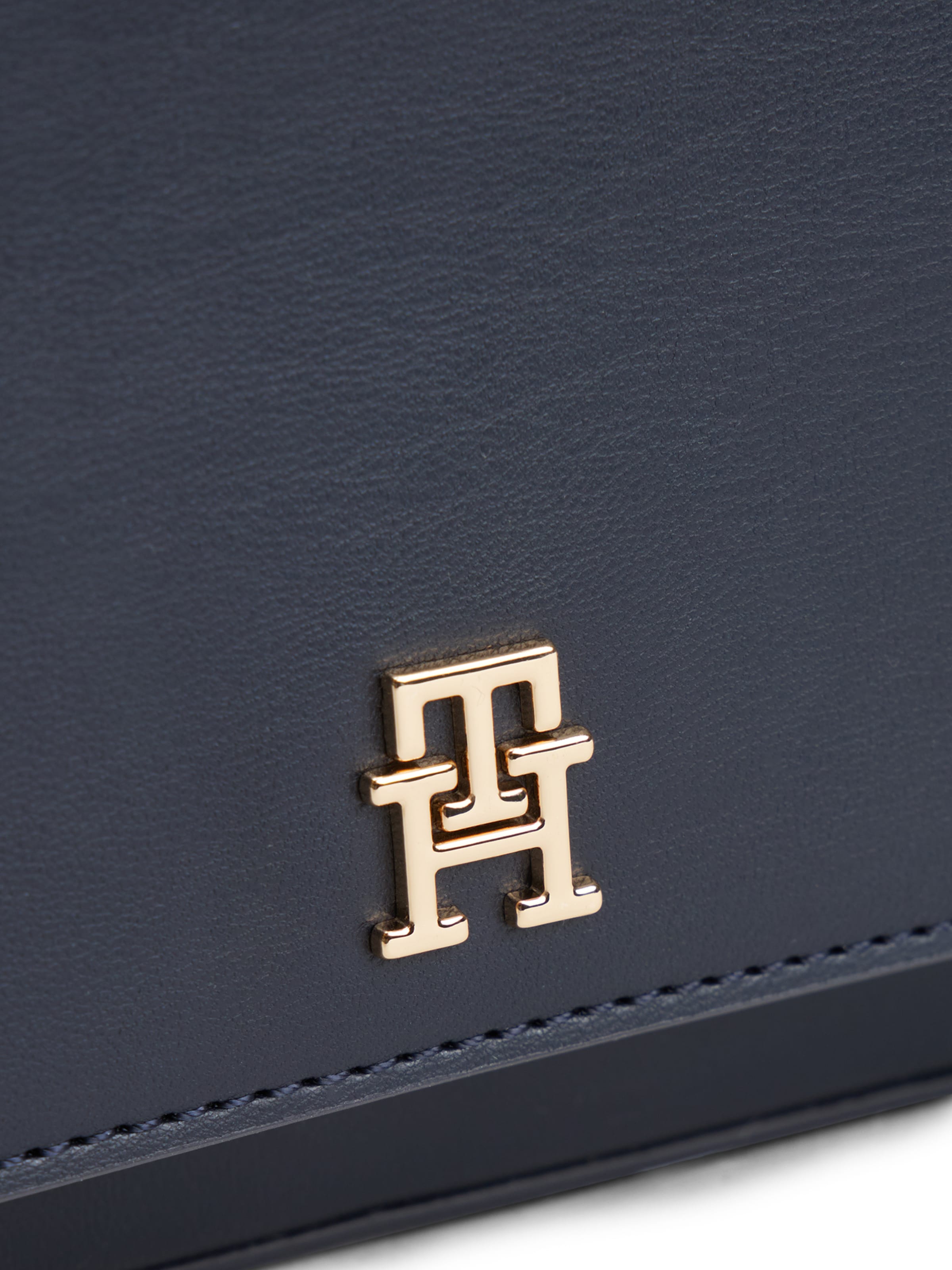 Geantă de umăr de la TOMMY HILFIGER pe albastru