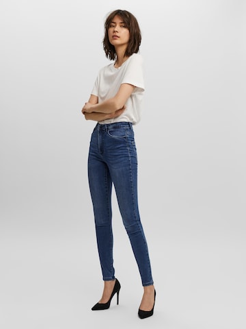 VERO MODA Skinny Jeans 'SOPHIA' in Blauw