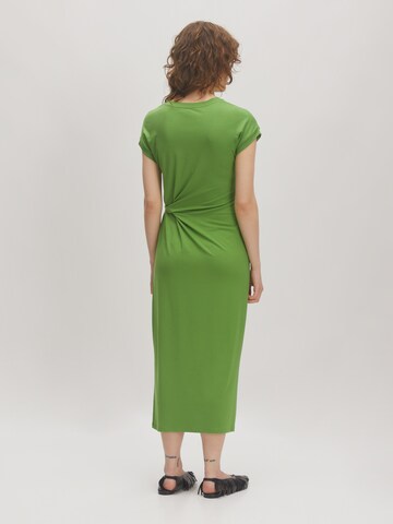 EDITED Kleid 'Milla' in Grün