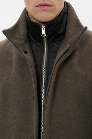 Matinique Regular fit Between-seasons coat 'Harvey' in Beige