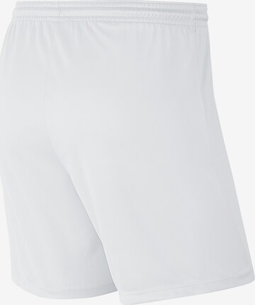 Slimfit Pantaloni sportivi di NIKE in bianco