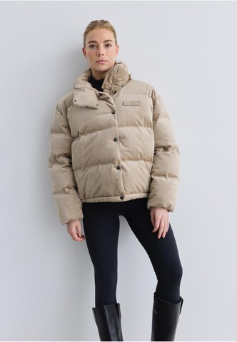 rethinkit studios Between-season jacket in Beige: front