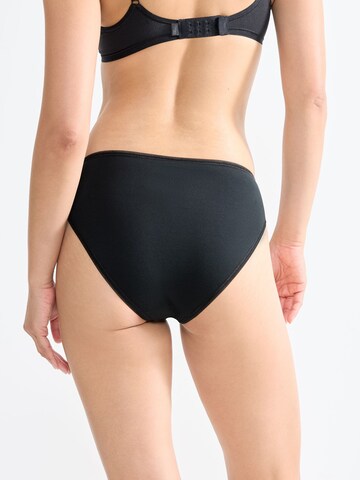 SLOGGI Slip 'Pure Comfort' in Schwarz