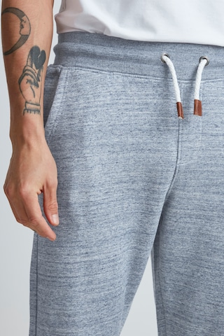 11 Project Regular Broek 'MENKO' in Blauw