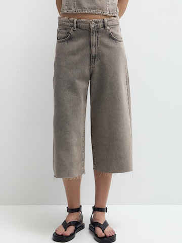 Pull&Bear Wide leg Jeans in Bruin: voorkant