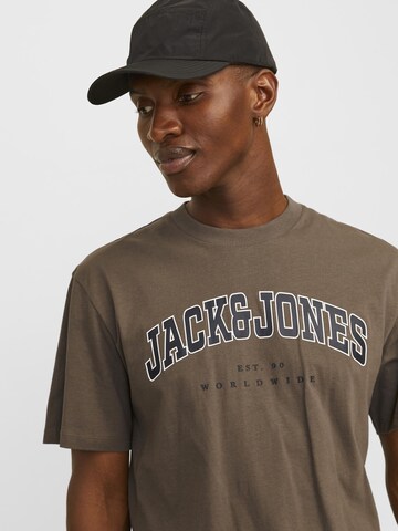 JACK & JONES Koszulka 'JJECALEB' w kolorze brązowy