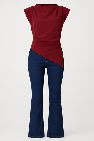 Touche Prive Blouse in Red: front
