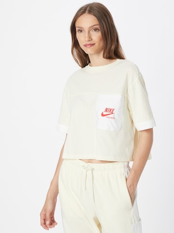 Nike Sportswear Shirt in Geel: voorkant