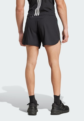 ADIDAS PERFORMANCEregular Sportske hlače 'Own The Run' - crna boja