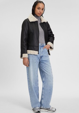 Veste mi-saison 'G2WTawnia' Gipsy by Mauritius en noir