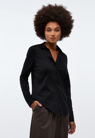 ETERNA Blouse in Black: front