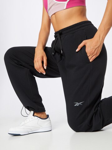 Reebok Loose fit Workout Pants in Black