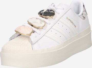 Baskets basses 'Superstar Bonega' ADIDAS ORIGINALS en blanc : devant