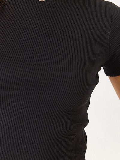 Bianco Lucci T-shirt en noir, Vue avec produit