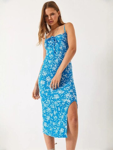 Robe Bianco Lucci en bleu