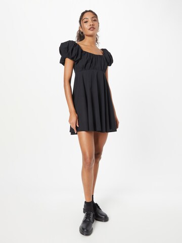 Robe d’été Abercrombie & Fitch en noir : devant