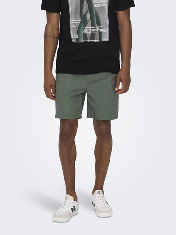 Only & Sons Regular Shorts 'Tel' in Grün: predná strana