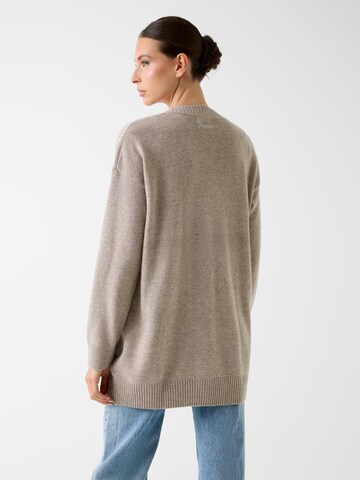 GUESS Knit Cardigan in Beige