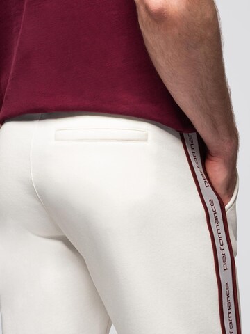 Regular Pantalon Ombre en blanc