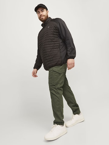 Jack & Jones Plus Конический (Tapered) Брюки-карго 'Paul' в Зеленый