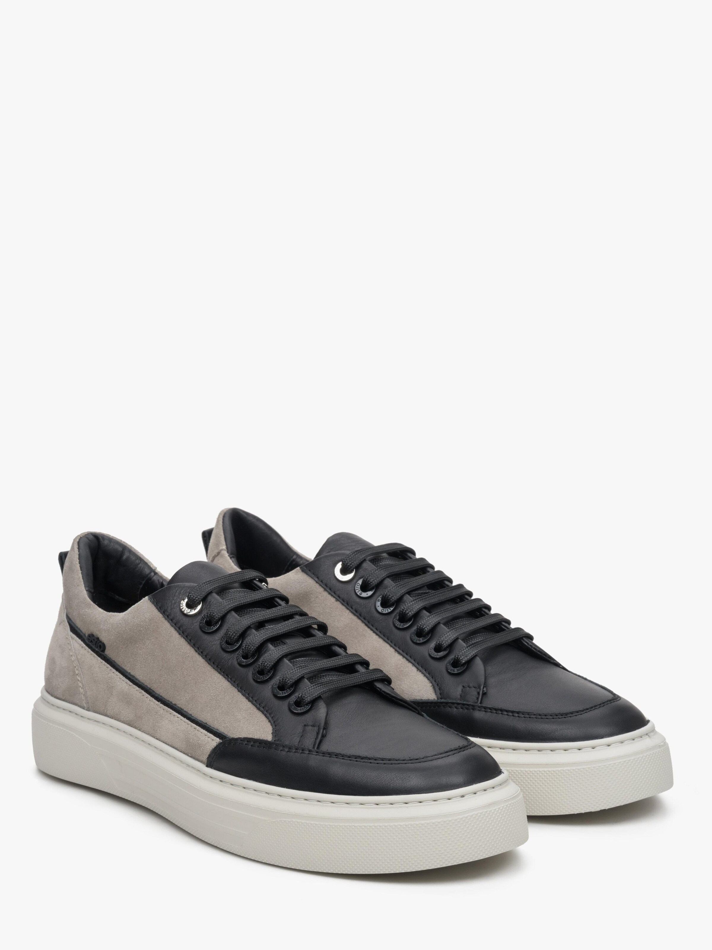 Estro Sneakers '09-4611' in Grey