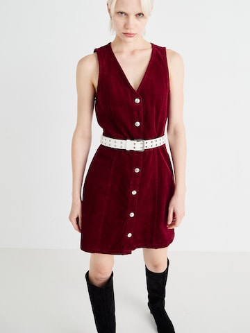 Rochie tip bluză 'ONLMOXIE' de la ONLY pe roșu