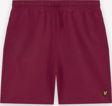 Lyle & Scott Swimming shorts in Red: front