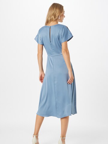 Robe de cocktail Vera Mont en bleu