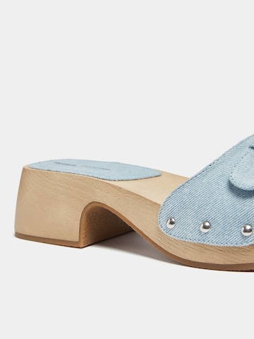 Mule Pull&Bear en bleu