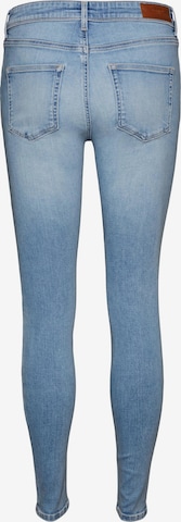 VERO MODA Skinny Jeans 'Lux' in Blau