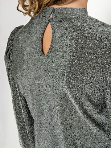 Top 'Lucina' di Peppercorn in grigio