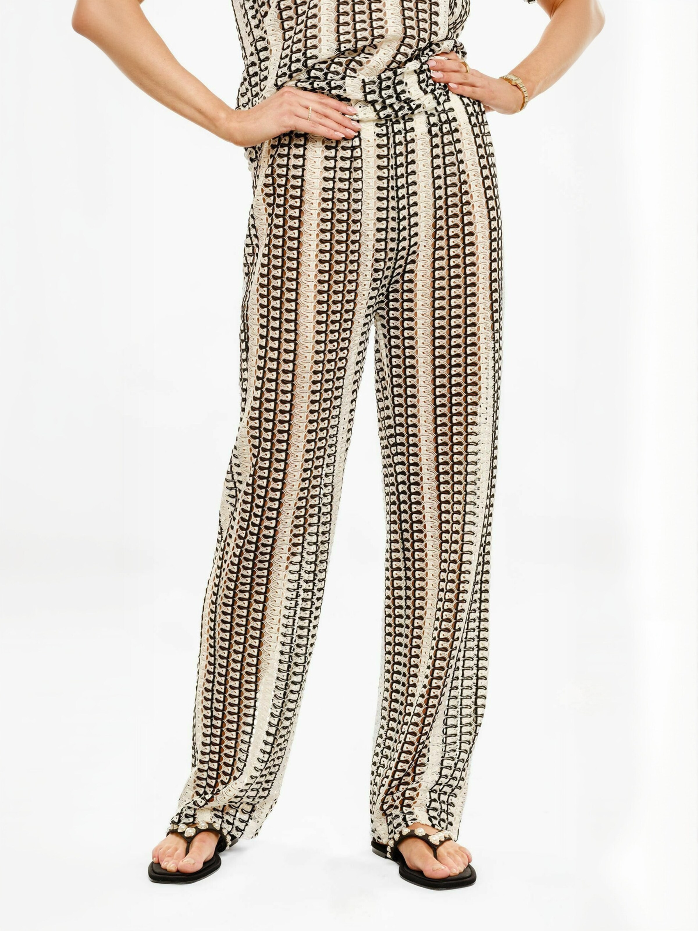 Liberte Essentiel Broek ' CROC ' in Zwart