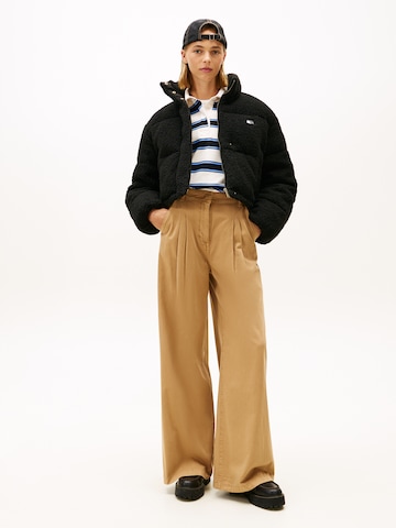 Tommy Jeans Prehodna jakna | črna barva