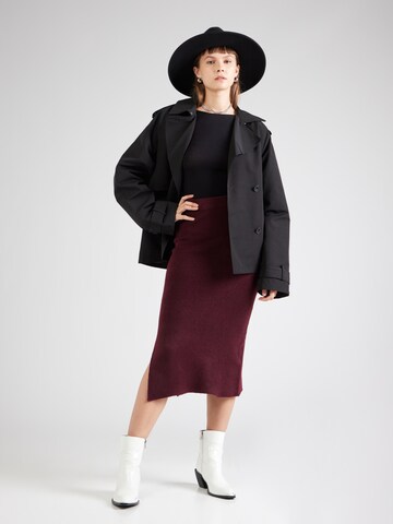 Gonna 'VMWHITNEY' di VERO MODA in rosso