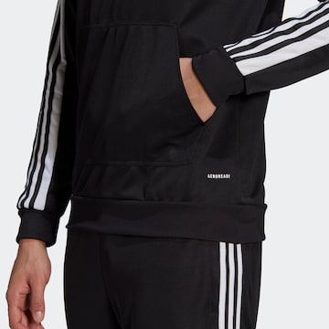 ADIDAS SPORTSWEAR - Sweatshirt de desporto 'Squadra 21' em preto