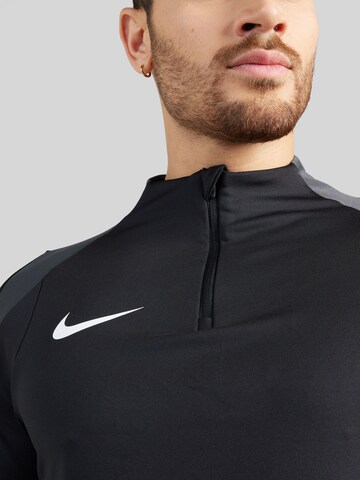 NIKE Sportsweatshirt in Schwarz