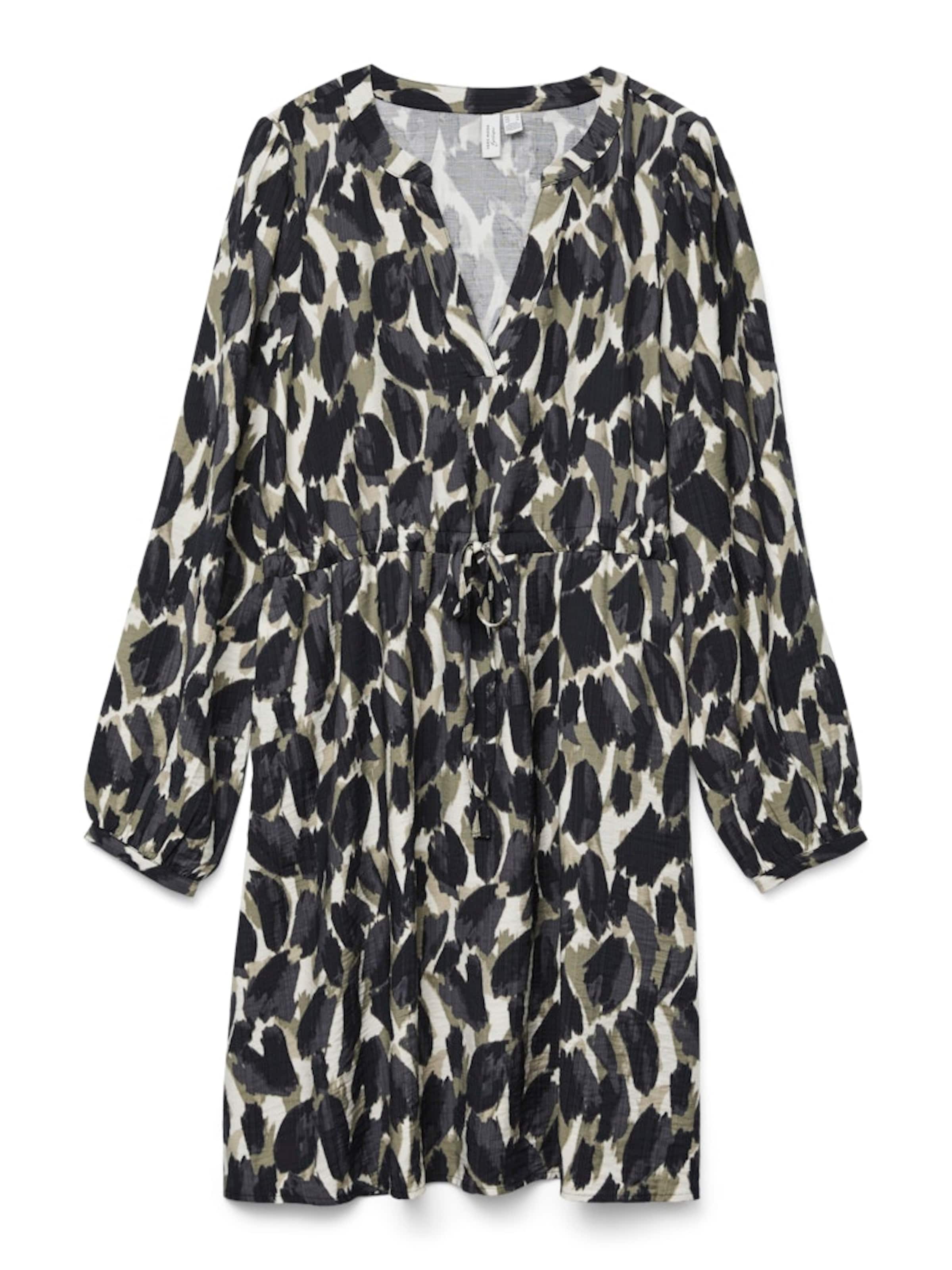 Robe 'VMCFANINI' Vero Moda Curve en vert : devant