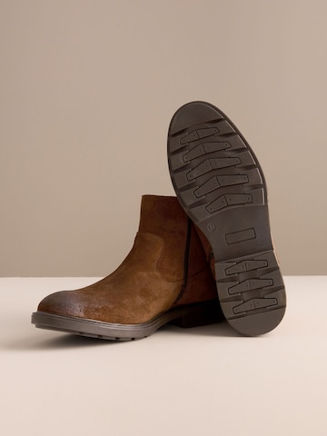 Boots di Next in marrone